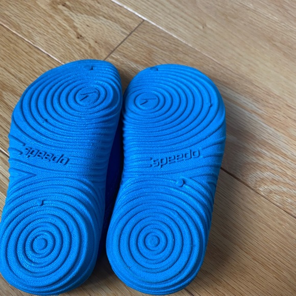 Speedo NWOT Water shoes toddler M(7/8) - Picture 4 of 4